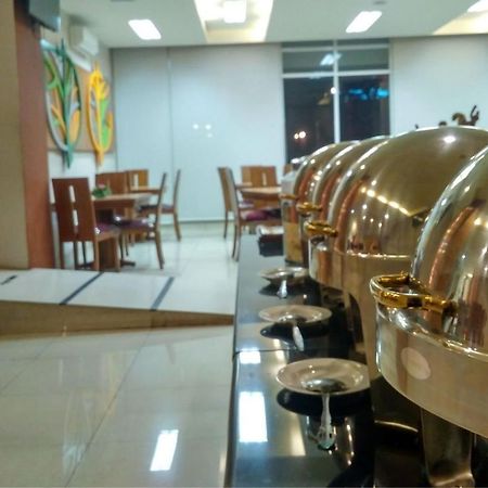 Utc Dago Hotel Bandung Exteriör bild