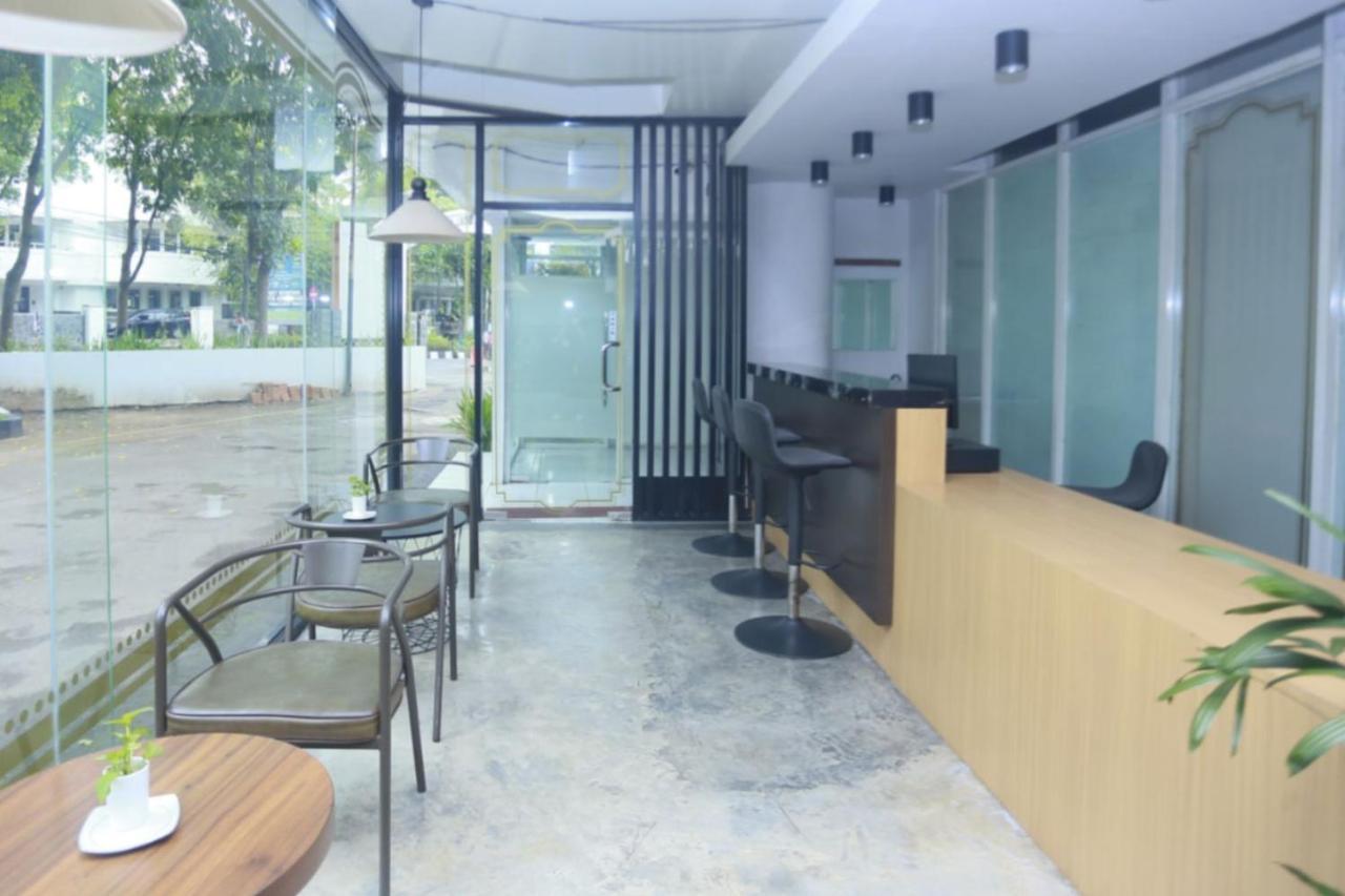 Utc Dago Hotel Bandung Exteriör bild