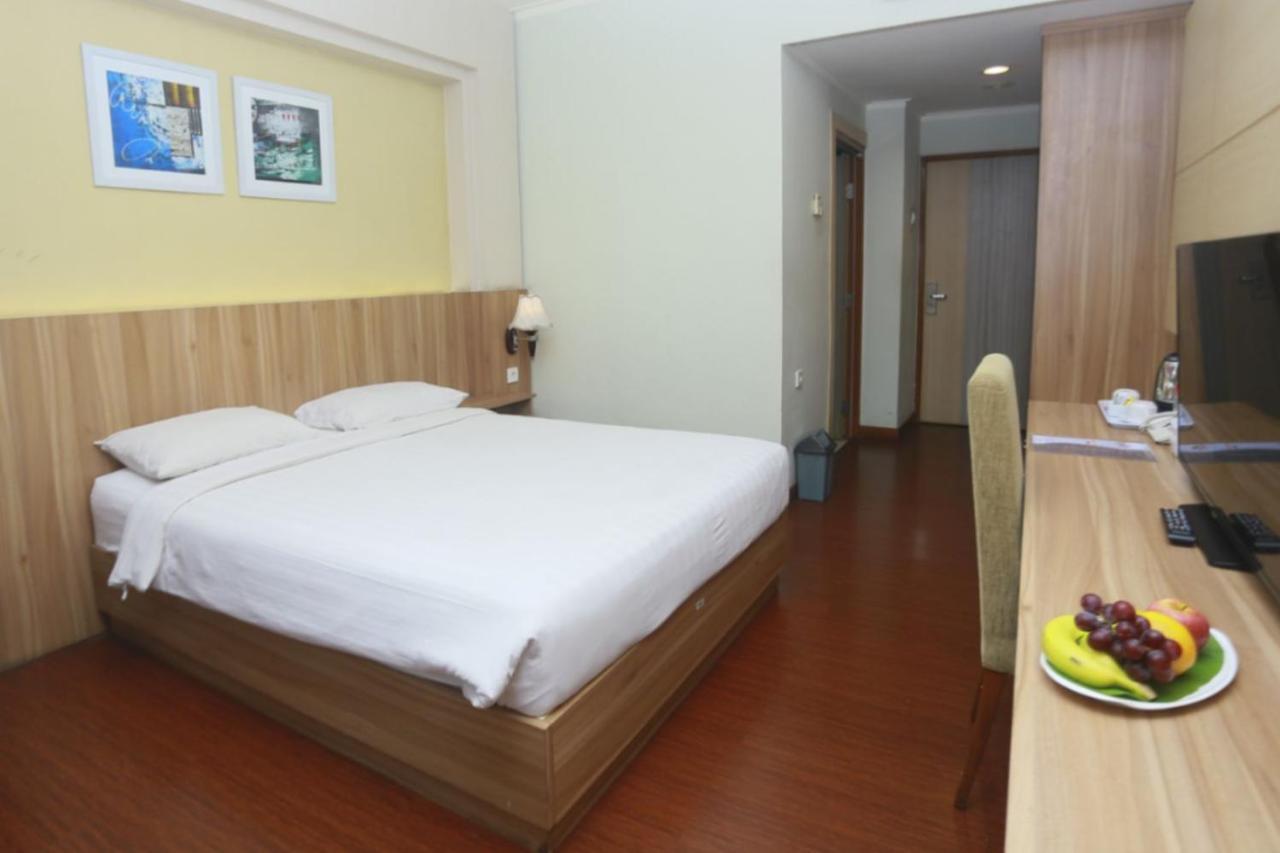 Utc Dago Hotel Bandung Exteriör bild